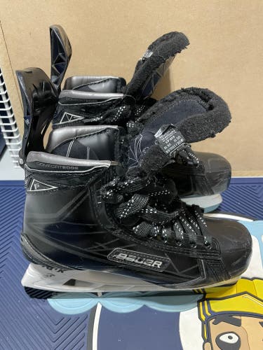 Used Senior Bauer Regular Width   9.5 Supreme 1S Hockey Skates
