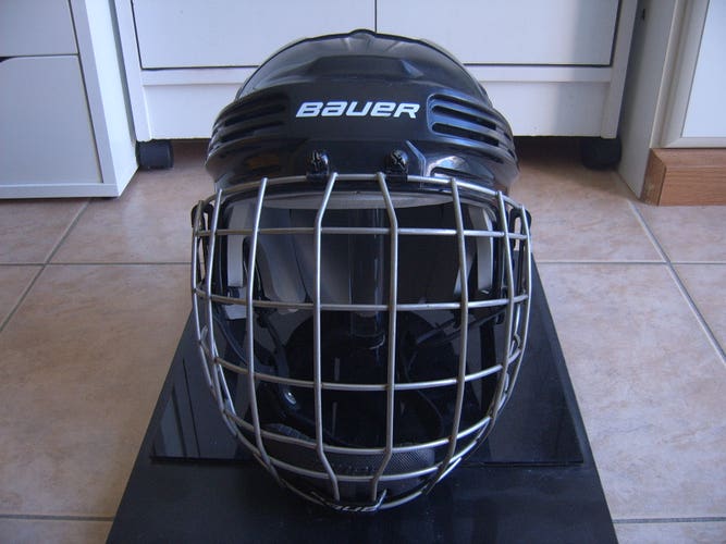 Excellent, Great Condition Bauer BHH3500 Hockey Helmet sz Senior Large Black