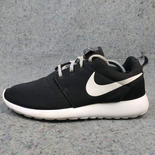 Nike Roshe One Womens 8 Running Shoes Low Top Trainers Athletic Sneakers Black
