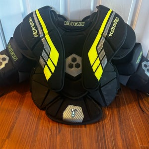 Used  Vaughn Velocity VE8 Junior Goalie Chest Protector