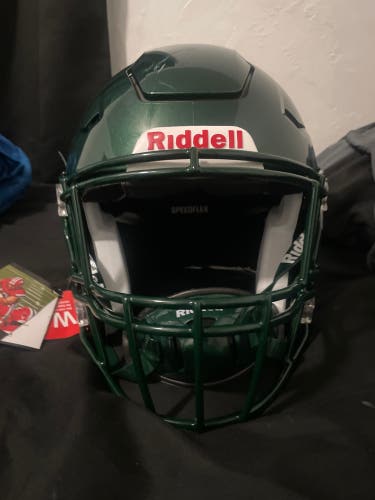 New Large Riddell SpeedFlex Helmet