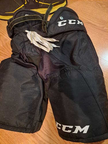 Used Senior Small CCM Tacks 9040 Hockey Pants