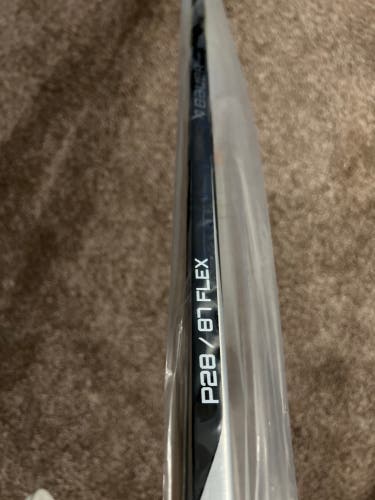 Senior Bauer Hyp2rlite Hockey Stick 87 flex P28 LH