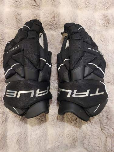 True Catalyst 9x3 Senior Hockey Gloves - 15 Inch