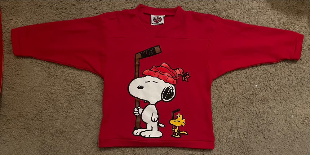 Red Used Youth Small Snoopy Hockey Jersey