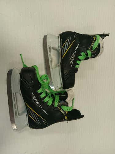 Used Ccm 1092 Youth 11.0 Ice Hockey Skates
