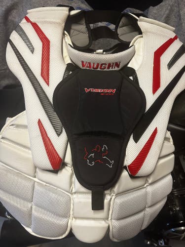 Used  Vaughn Vision 9400 Goalie Chest Protector
