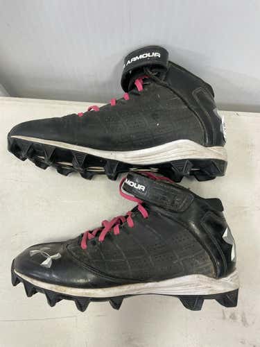 Used Under Armour Youth 06.5 Football Cleats