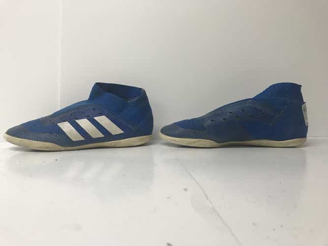 Used Adidas Junior 02.5 Indoor Soccer Indoor Cleats