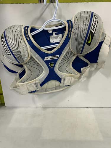 Used Bauer Sup 30 Md Hockey Shoulder Pads