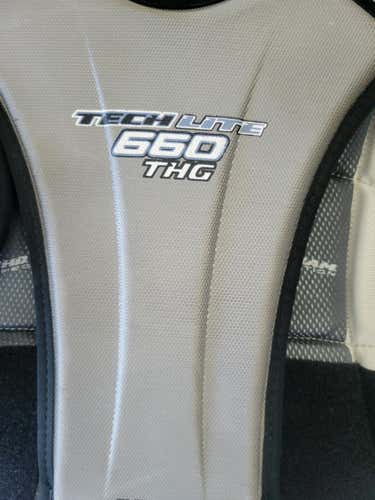 Used Itech Tech Lite 660 Lg Hockey Shoulder Pads