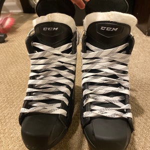 Used CCM Regular Width Size 3 CCM 1052 Hockey Skates