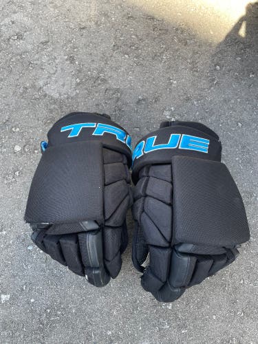True XC9 15” Gloves