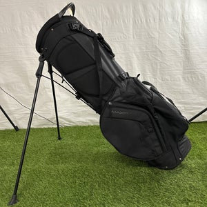 Used Black Maxfli Stand Bag