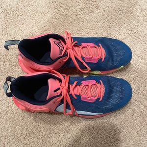 Used Size 12 (Women's 13) Nike Shoes