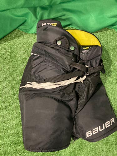 Black Used Youth Large Bauer Supreme Ultrasonic Hockey Pants