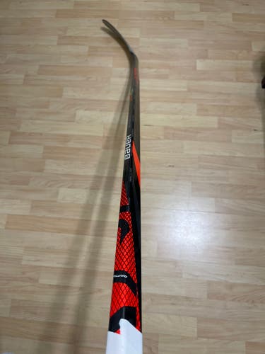 Used Senior Bauer Right Handed P92  Vapor FlyLite Hockey Stick