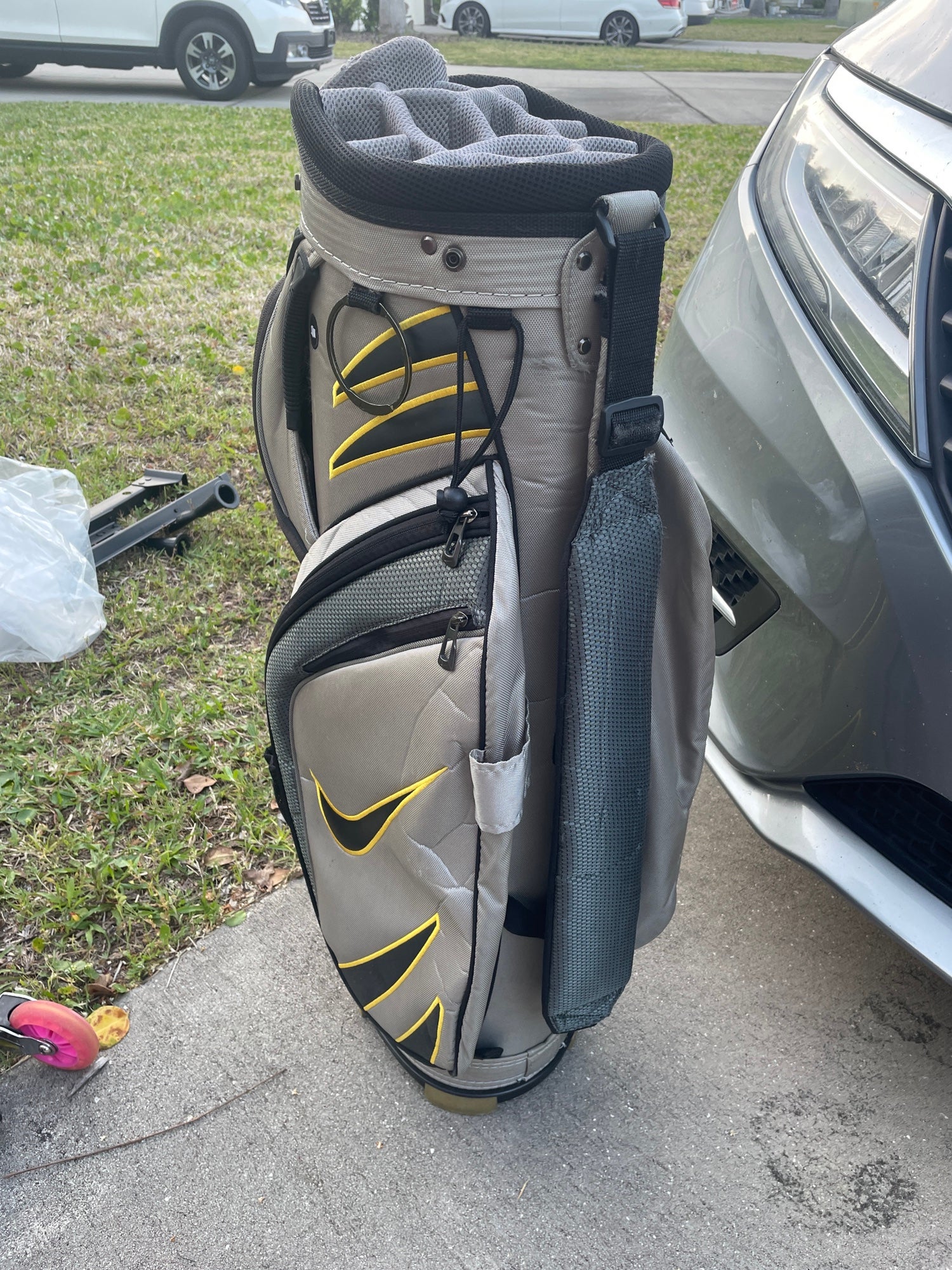 used nike golf bag