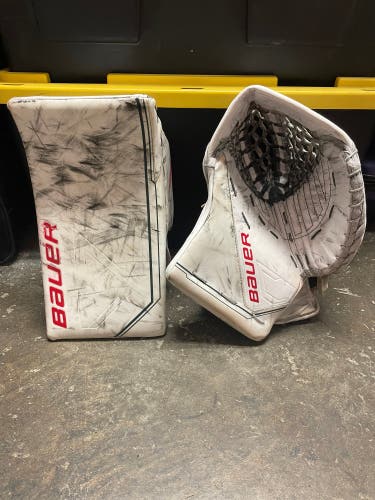 Used  Bauer Pro Stock Mach Gloves