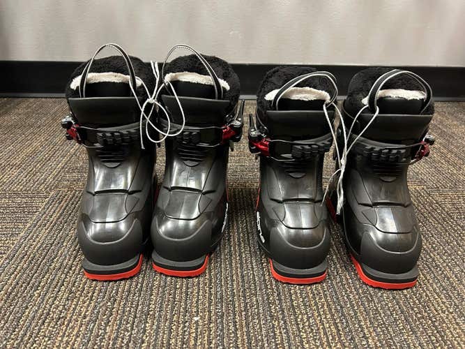 NEW little kids ski boots Alpina boots 16.5 mondo /US8