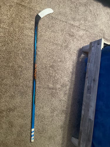 Used Senior Bauer Left Hand P28 Nexus Sync Hockey Stick