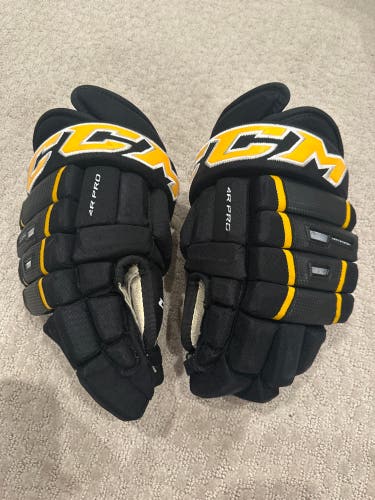 Used CCM 14" 4R Pro Gloves