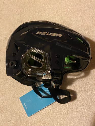 Bauer Hyperlite Hockey Helmet Senior Small Medium Navy New