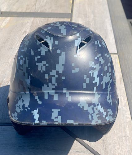 Used 6 1/2 - 7 3/4 Under Armour UABH2-100 Batting Helmet