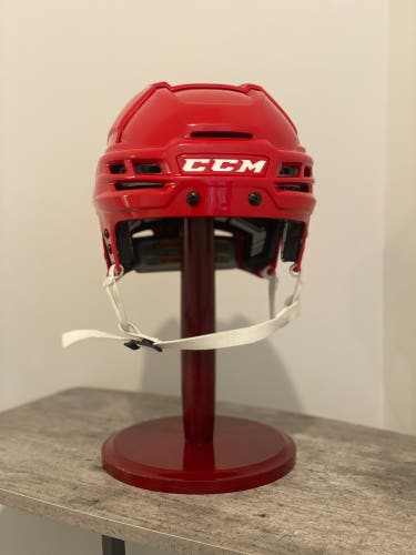 New Large CCM Pro Stock Tacks 910 Helmet
