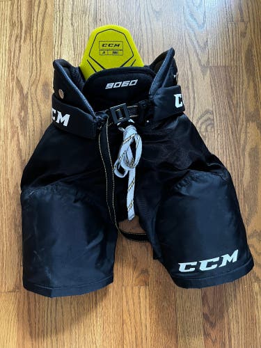 Used Small CCM Tacks 9060 Hockey Pants