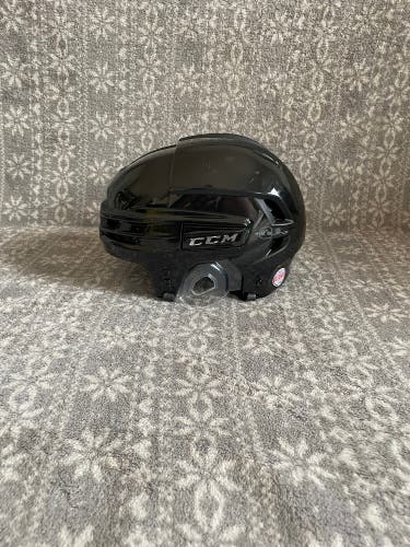 Like New Large Black CCM Super Tacks X Helmet