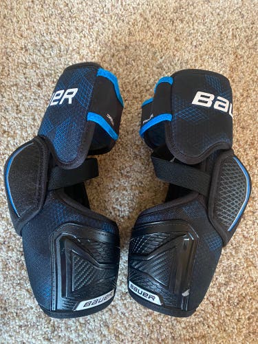 Used Intermediate Bauer Elbow Pads