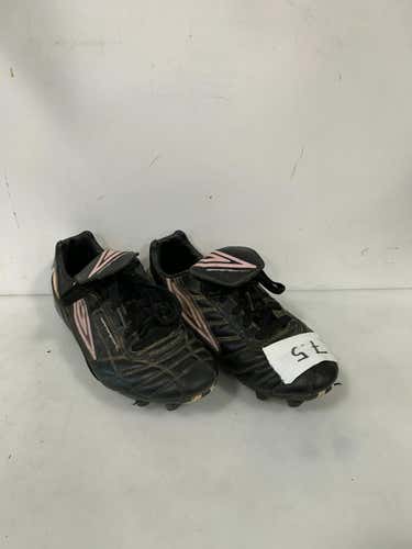 Used Umbro Senior 7.5 Cleat Soccer Outdoor Cleats