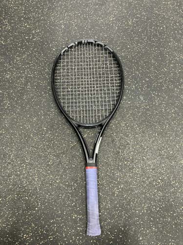 Used Solinco Blackout 285 Unknown Tennis Racquets