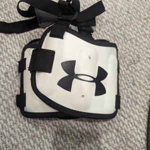 Used Extra Small Youth Under Armour Rib Pad