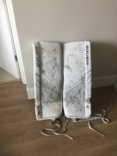 Used XS Bauer S27 Goalie Leg Pads