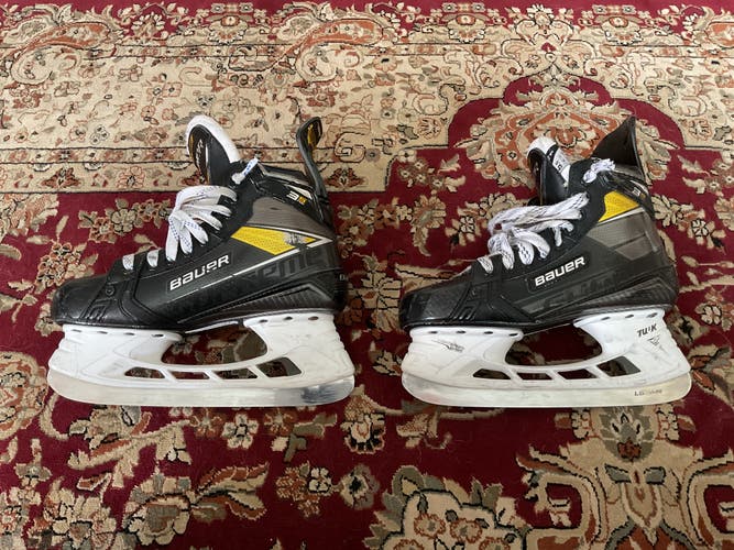 Used Bauer Supreme 3S Pro size 5.5, Fit 1