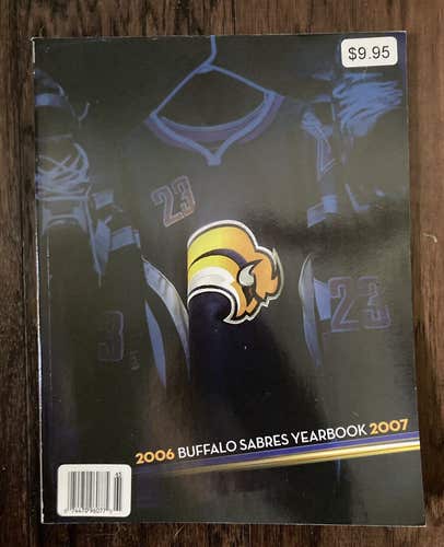 Vintage Buffalo Sabers 2006-07 NHL Hockey Yearbook