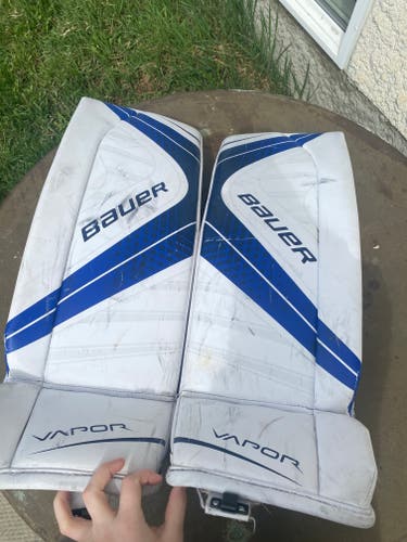Used Large Bauer Vapor X700 Goalie Leg Pads