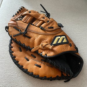 Mizuno First baseman’s Baseball Glove (Lefty)