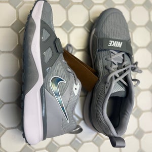 Nike Baseball Turf Diamond pro Shoes Size 9.5