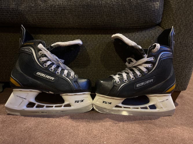 Used Junior Bauer Regular Width Size 3 Supreme One20 Hockey Skates
