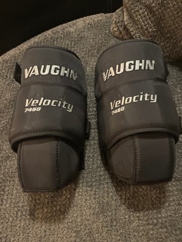 Used Vaughn Velocity 7460 Goalie Knee Pads