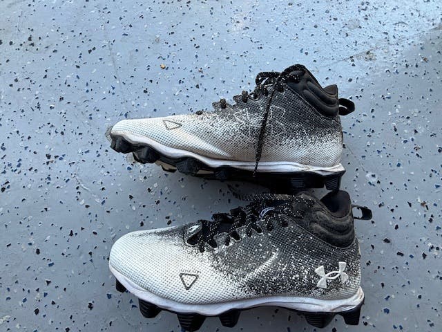 Used Size 12 Men's Under Armour Mid Top Turf Cleats - Spotlight Fran RM 4.0