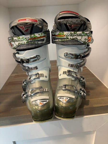 Women's Nordica Hot Rod 90 Ski Boots