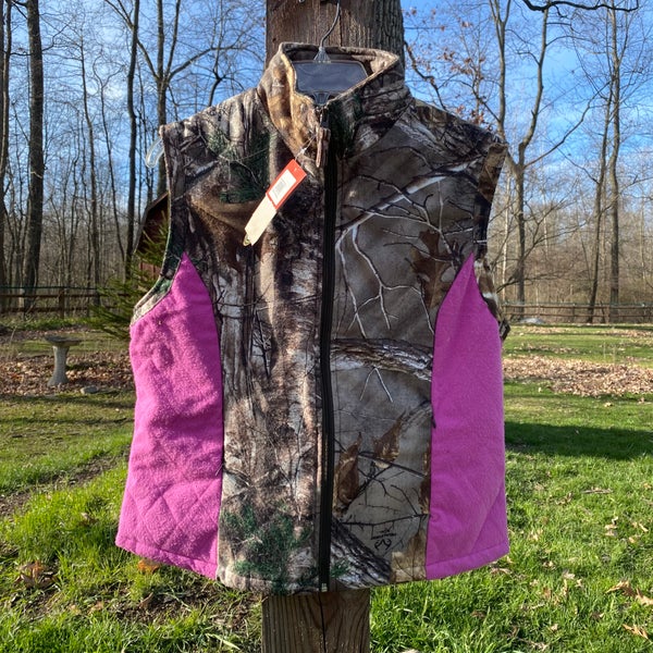Realtree XL Magenta & Camo Vest