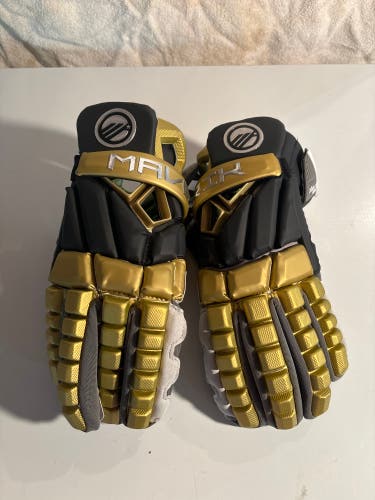 New  Maverik 14" Max Lacrosse Gloves