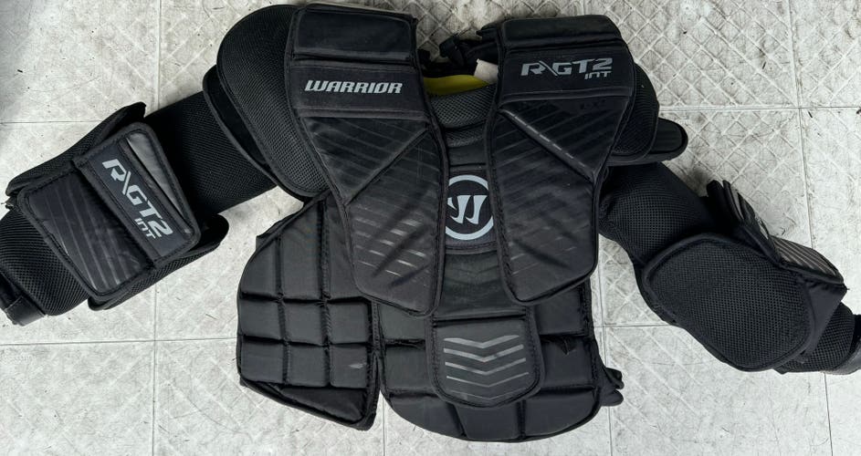 Used  Warrior Ritual GT2 Goalie Chest Protector
