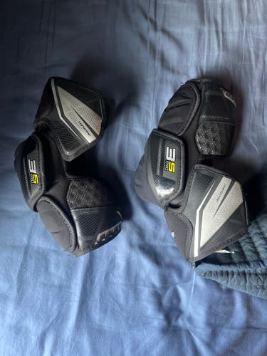 Lightly Used Senior Large Bauer  Supreme 3S Pro Elbow Pads