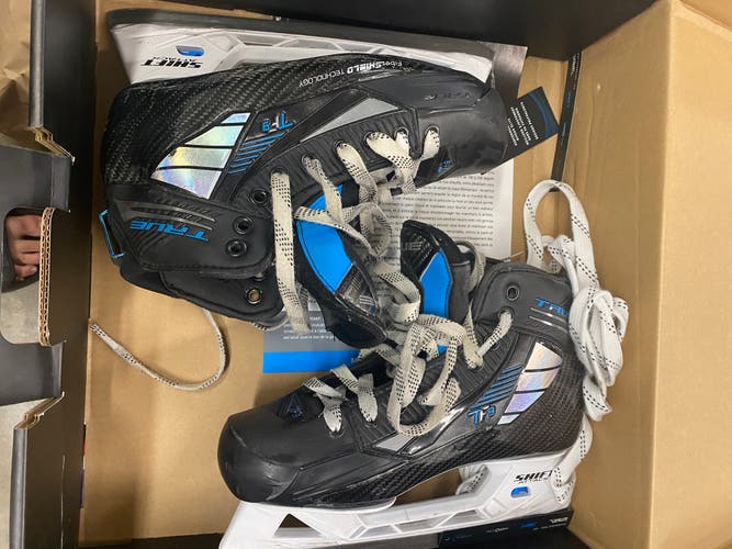 Used Intermediate True Regular Width 7.5 TF9 Hockey Goalie Skates